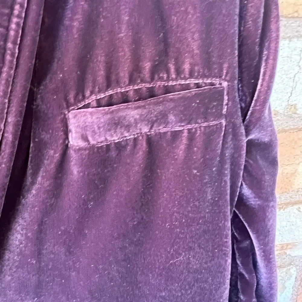FREE PEOPLE Yesterday's Muse Dark Purple Velvet Jacket,Coat,blazer size small